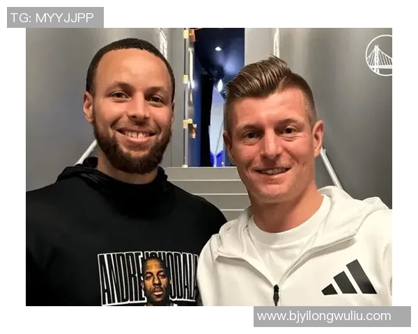 库里心目中的足球偶像是谁他对这些明星的喜爱与故事